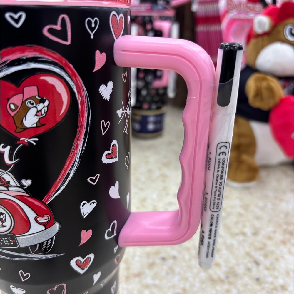 Yukon Outfitters Love is in the Air Tumbler - Picture 3 of 6
